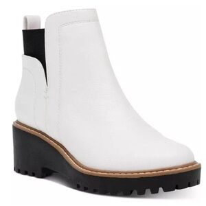 Dolce Vita Lug Sole Boot